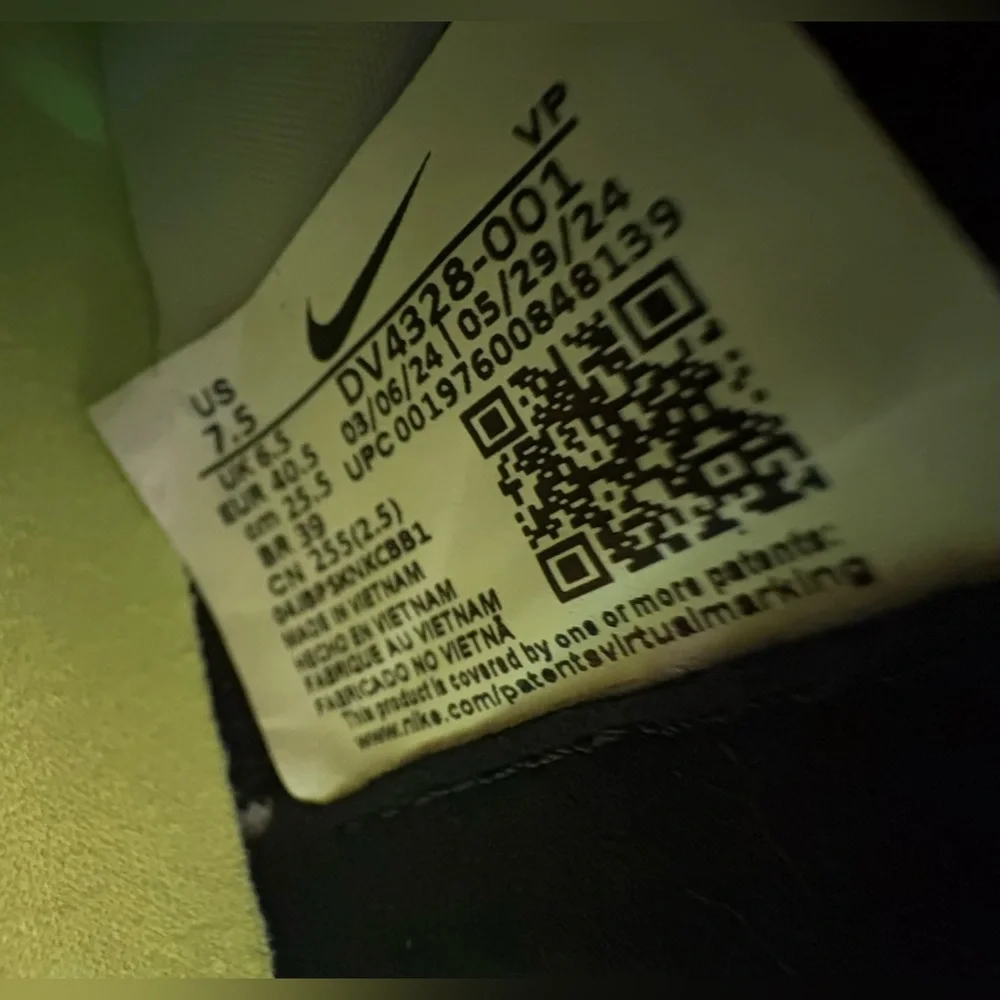 Nike Tiempo Legend 10 Elite FG 'Mad Voltage Pack' Men’s Soccer Cleats DV4328-001